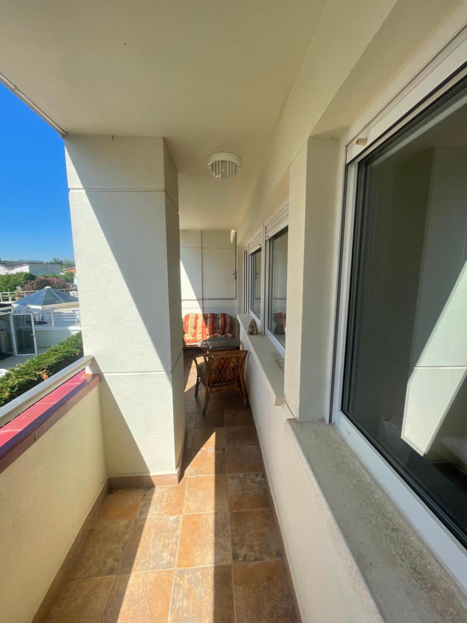 Con Garaje Privado, Piscina , Pie De Playa Suances